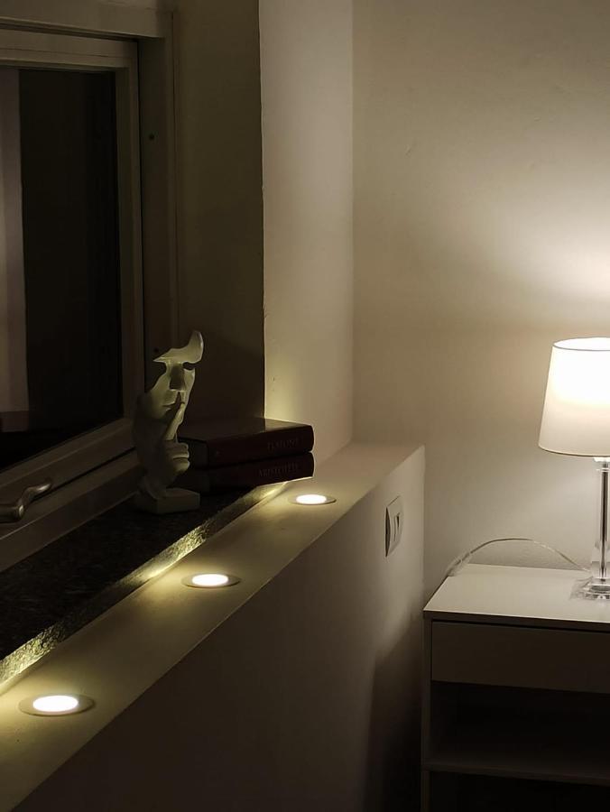 La Via Del Sale Apartment Domodossola Luaran gambar